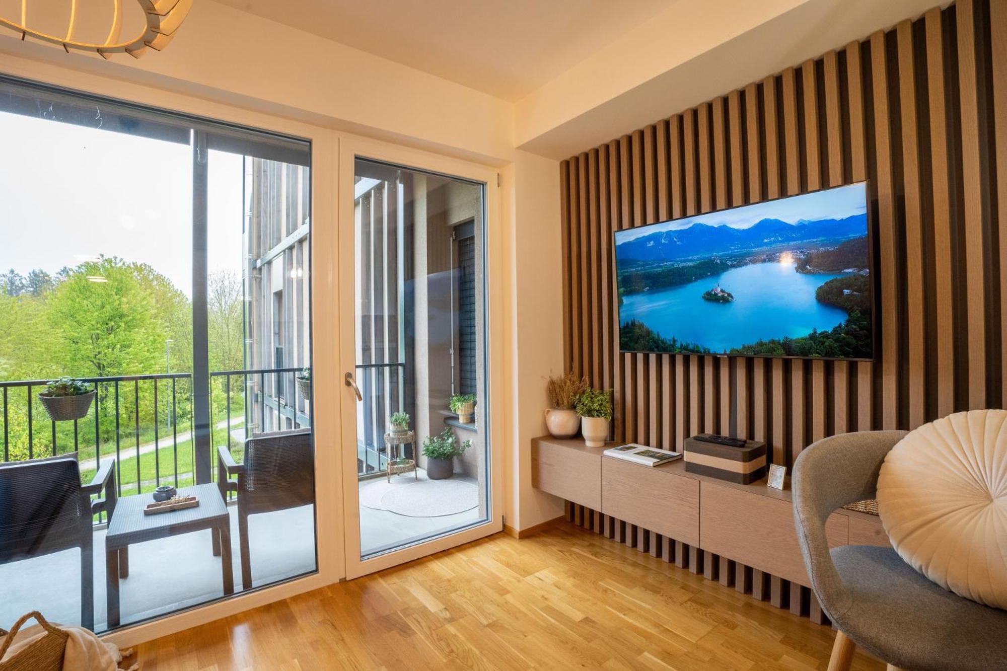 Mountain Suite Jula Блед Екстериор снимка